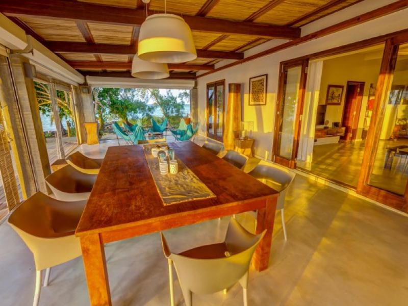 L'Ilot Private Island , East Coast  