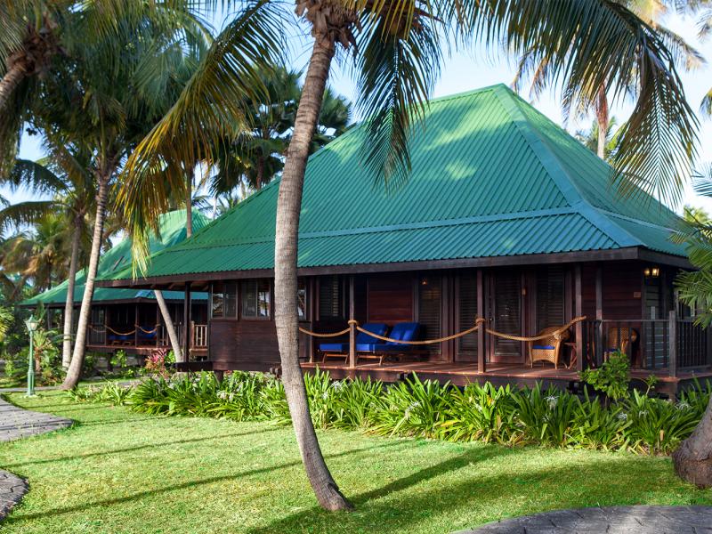 Palm Island Resort  , Palm Island  